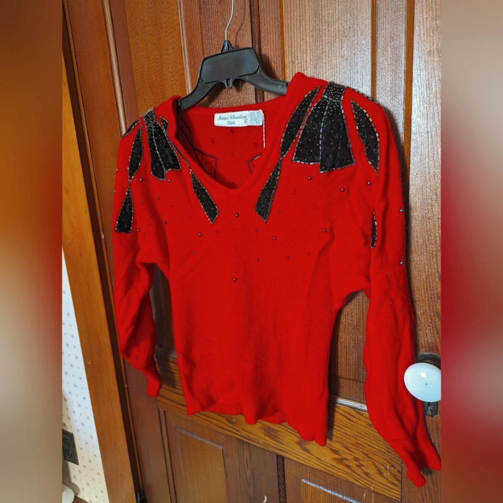 Sold Vintage sweater